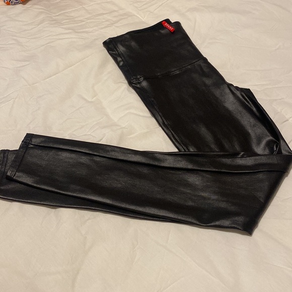 Spanx Faux Leather Leggings - Picture 2 of 2